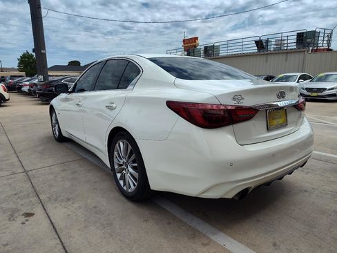 Used 2018 INFINITI Q50 Luxe w/ Essential Package (3.0T Luxe) RWD image 6