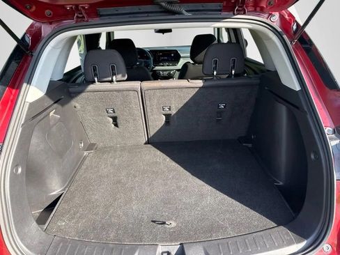 Used 2025 Chevrolet TrailBlazer LT FWD image 9