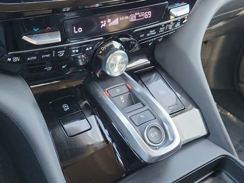 Certified 2025 Acura MDX w/ Technology Package image 19