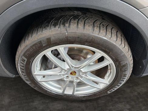 Used 2019 Porsche Cayenne AWD/4WD image 39