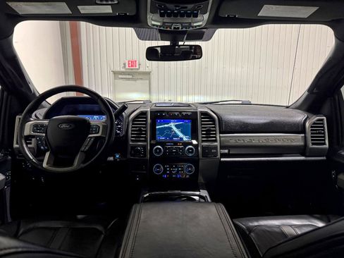 Used 2020 Ford F250 Platinum w/ Tremor Off-Road Package AWD/4WD image 20
