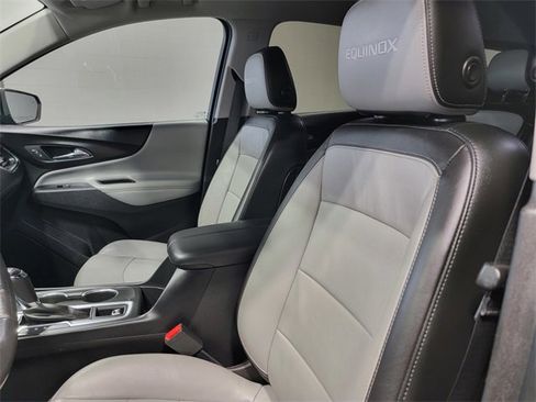 Used 2019 Chevrolet Equinox Premier image 12