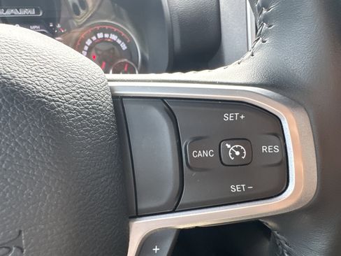 Used 2023 RAM 1500 Big Horn AWD/4WD image 16