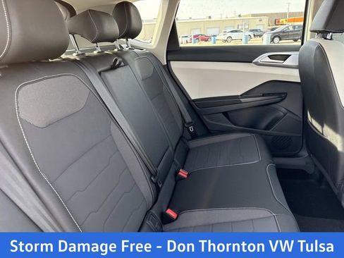 New 2026 Volkswagen Taos SE AWD/4WD image 17