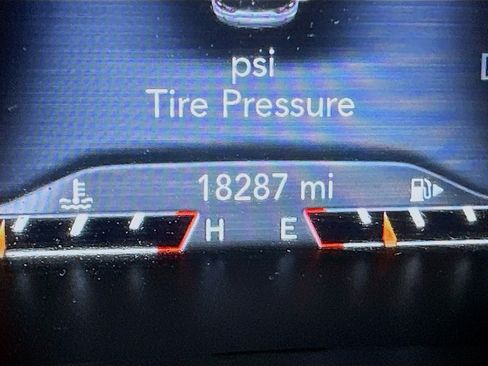 Used 2022 Jeep Cherokee Latitude Lux image 19