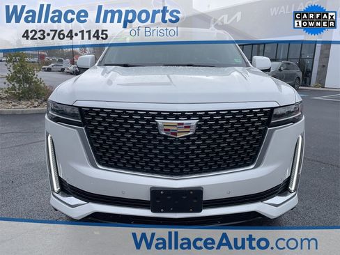Used 2022 Cadillac Escalade ESV Premium Luxury w/ Performance Package image 2