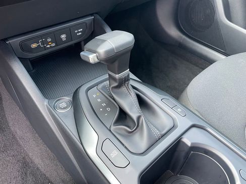 New 2026 Kia K4 FWD image 18