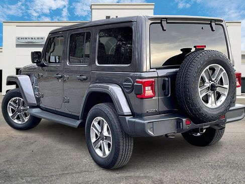 Certified 2021 Jeep Wrangler Unlimited Sahara image 7