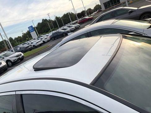 Used 2009 Honda Accord EX image 3