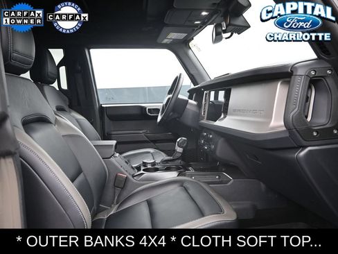 Used 2025 Ford Bronco Outer Banks AWD/4WD image 13