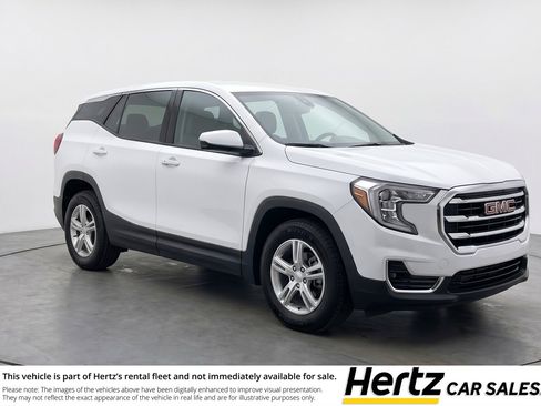 Used 2024 GMC Terrain SLE FWD image 1