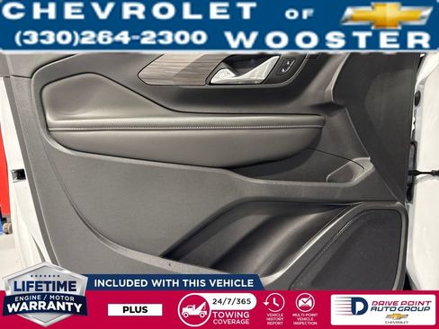 Used 2023 GMC Terrain SLE w/ Driver Convenience Package image 9