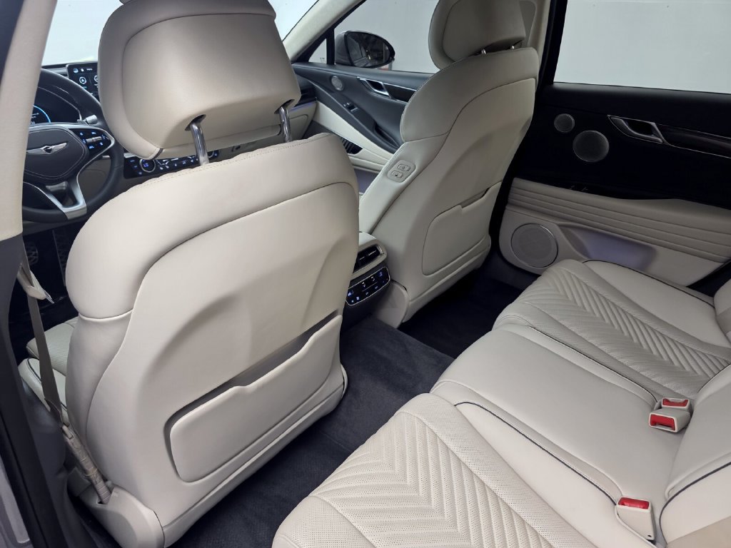 Used 2024 Genesis G80 3.5T Sport AWD/4WD image 15