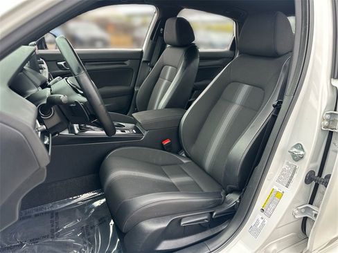 Used 2023 Honda Civic Sport image 19