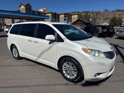 Used 2017 Toyota Sienna XLE Premium
