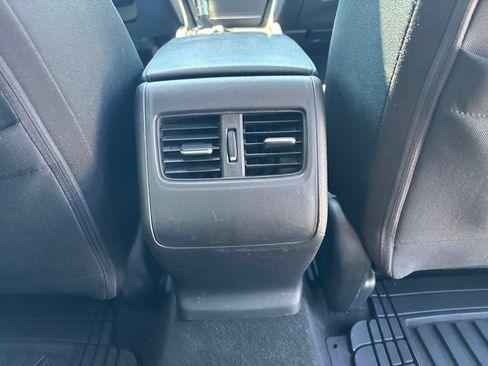 Used 2018 Honda Accord EX image 44