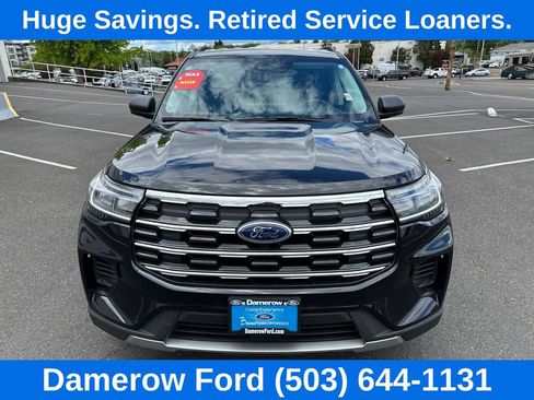 Used 2026 Ford Explorer Active AWD/4WD image 10