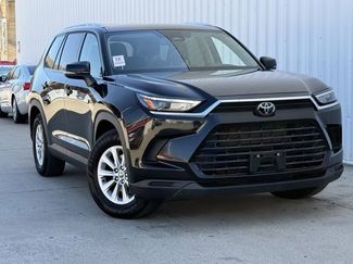 Used 2025 Toyota Grand Highlander XLE video 1