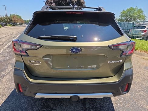 Used 2022 Subaru Outback Limited AWD/4WD image 7
