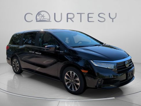 Certified 2024 Honda Odyssey EX-L image 10