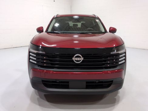 Used 2025 Nissan Kicks SV w/ SV Premium Package AWD/4WD image 8