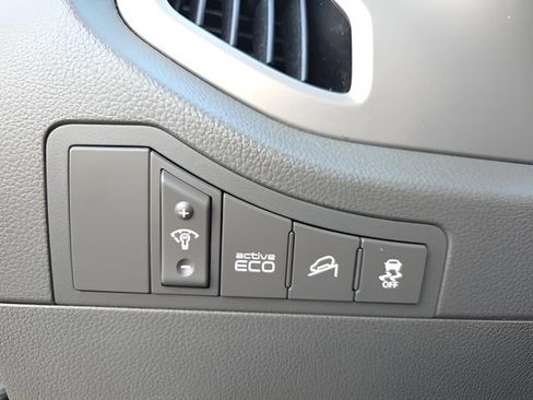 Used 2016 Kia Sportage LX image 18