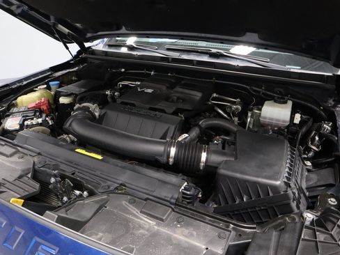 Used 2022 Nissan Frontier SV image 12