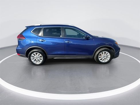 Used 2019 Nissan Rogue S w/ Special Edition Package image 9