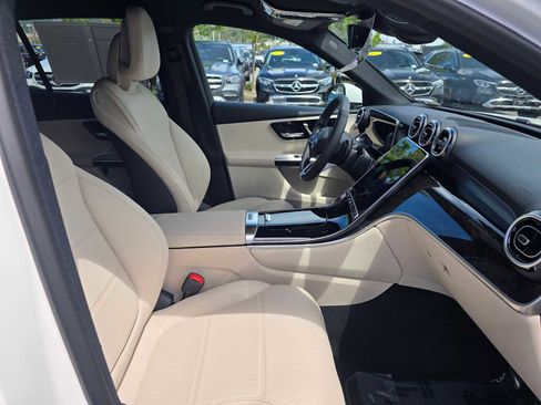 Used 2026 Mercedes-Benz GLC 300 image 11