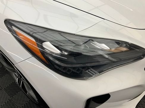 Used 2019 Kia Stinger GT2 AWD/4WD image 27