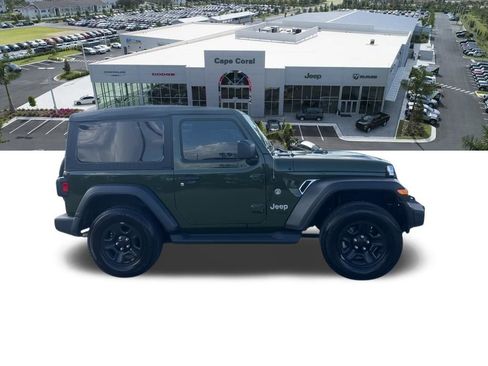 Certified 2020 Jeep Wrangler Sport AWD/4WD image 12