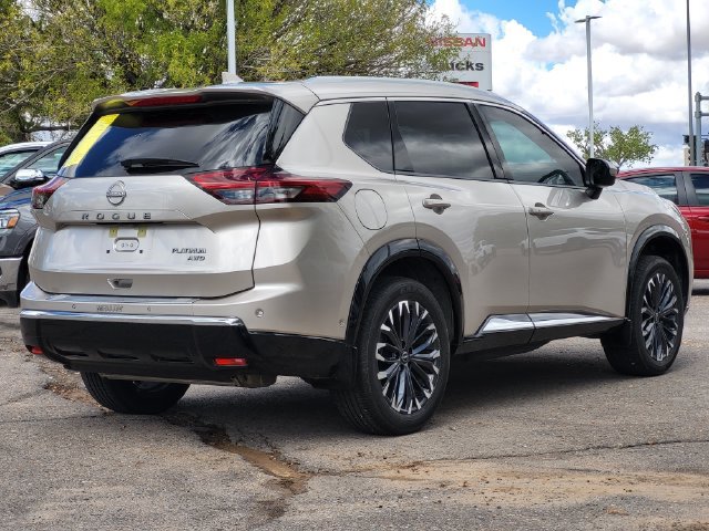 Certified 2024 Nissan Rogue Platinum w/ Platinum Premium Package AWD/4WD image 4