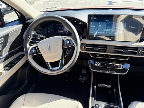 New 2026 Lincoln Corsair Reserve image 14