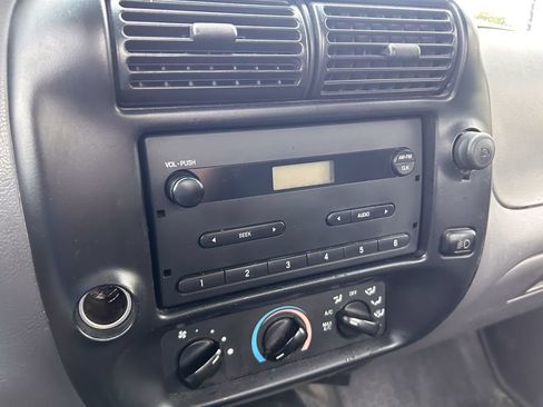 Used 2001 Ford Ranger 2WD Regular Cab image 17