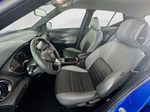 Used 2023 Nissan Kicks SR w/ SR Premium Package image 13