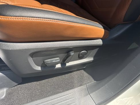 Certified 2023 Nissan Pathfinder Platinum w/ Lighting Package (N93) AWD/4WD image 27