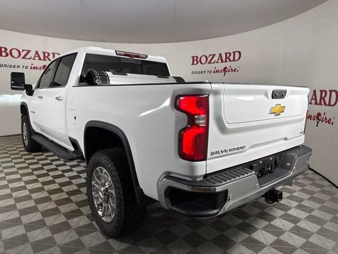 Used 2024 Chevrolet Silverado 2500 LTZ w/ LTZ Premium Package AWD/4WD image 6
