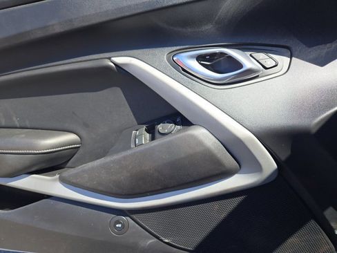 Used 2019 Chevrolet Camaro LT image 20