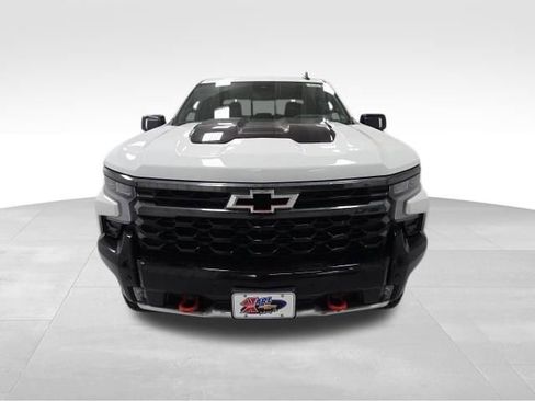 New 2026 Chevrolet Silverado 1500 ZR2 w/ LPO, Dark Essentials Package image 8