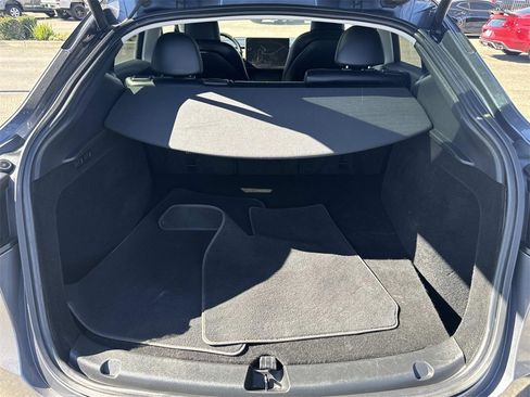 Used 2023 Tesla Model Y Long Range image 19