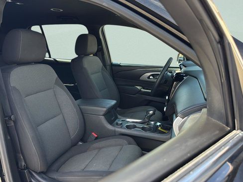 Used 2023 Chevrolet Traverse LT FWD image 22