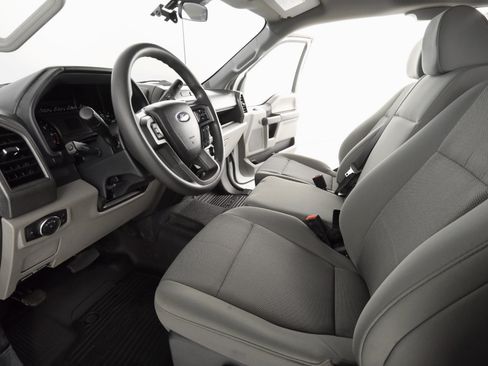 Used 2022 Ford F250 XL w/ Power Equipment Group image 12