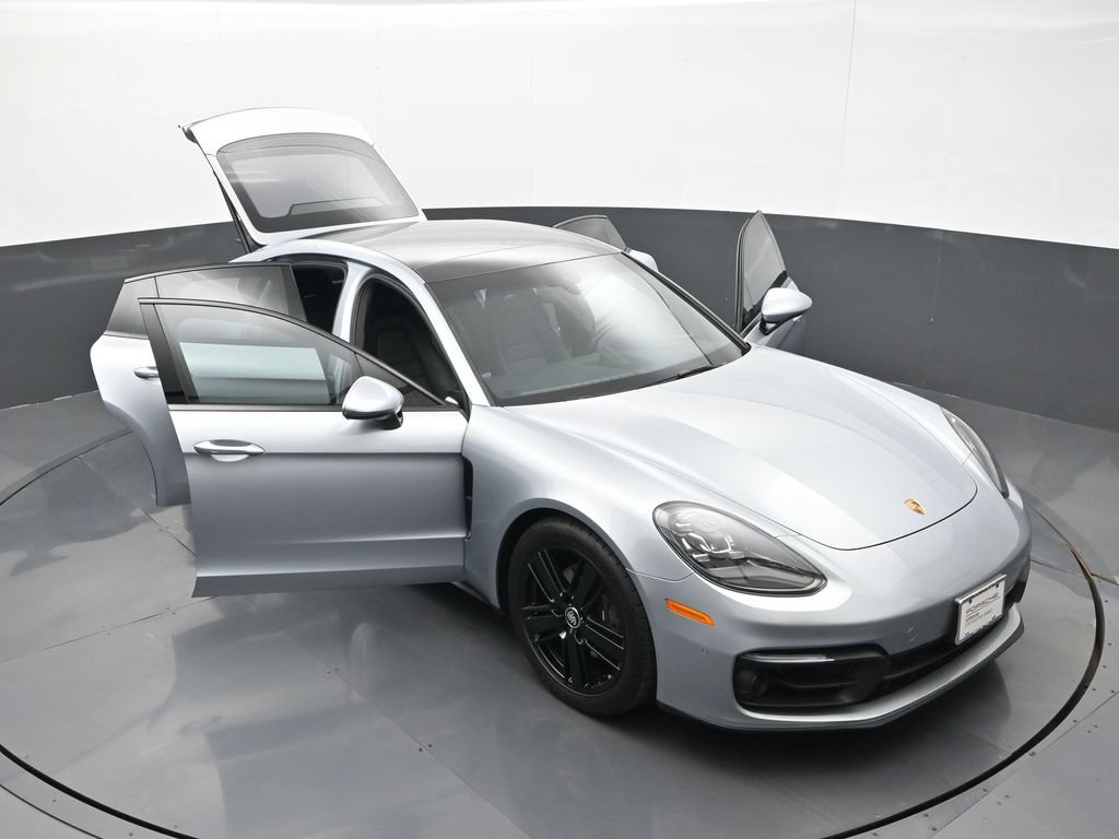 Certified 2023 Porsche Panamera 4 AWD/4WD image 32