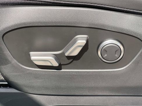 New 2026 Hyundai Ioniq 9 SEL image 21