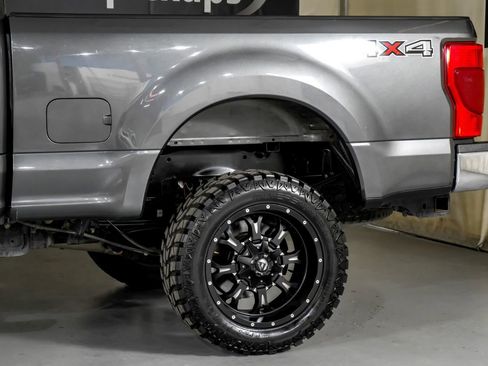 Used 2020 Ford F250 XLT image 13