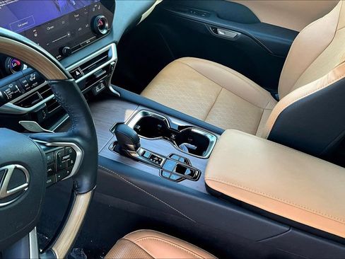 Used 2023 Lexus RX 350 Premium Plus w/ Accessory Package AWD/4WD image 18