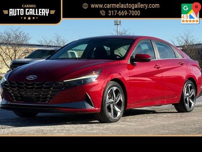 Used 2021 Hyundai Elantra SEL w/ Convenience + Premium Package