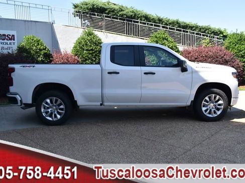 New 2025 Chevrolet Silverado 1500 Custom image 10