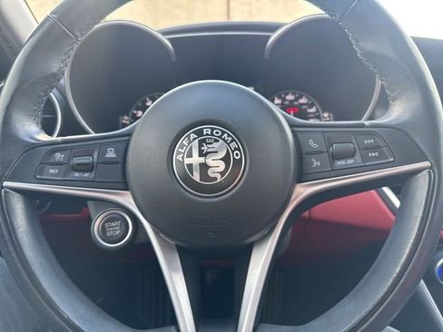 Used 2019 Alfa Romeo Giulia Ti w/ Quick Order Package 22X Lusso image 22