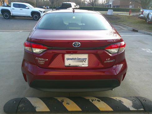 Used 2023 Toyota Corolla LE image 11